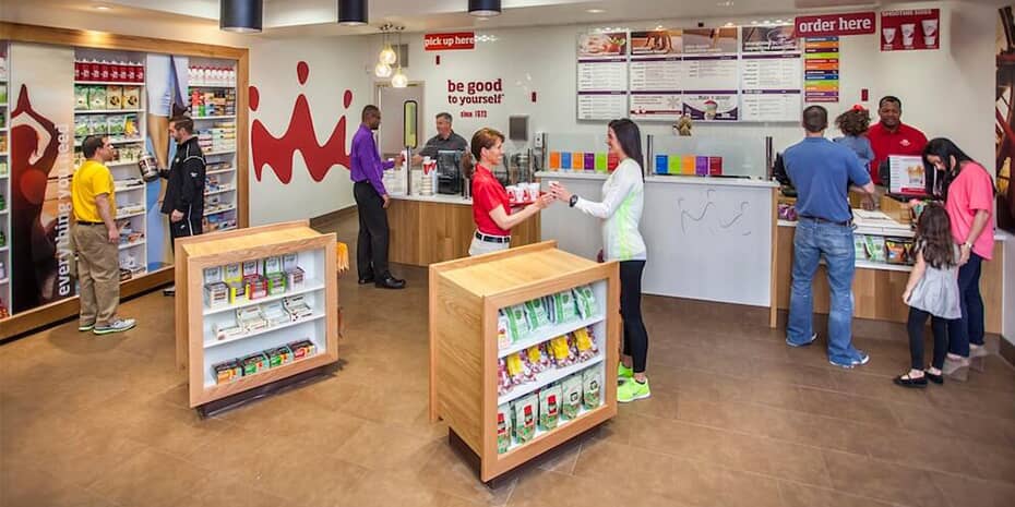 Smoothie King franchisee transformation in a grocery store.